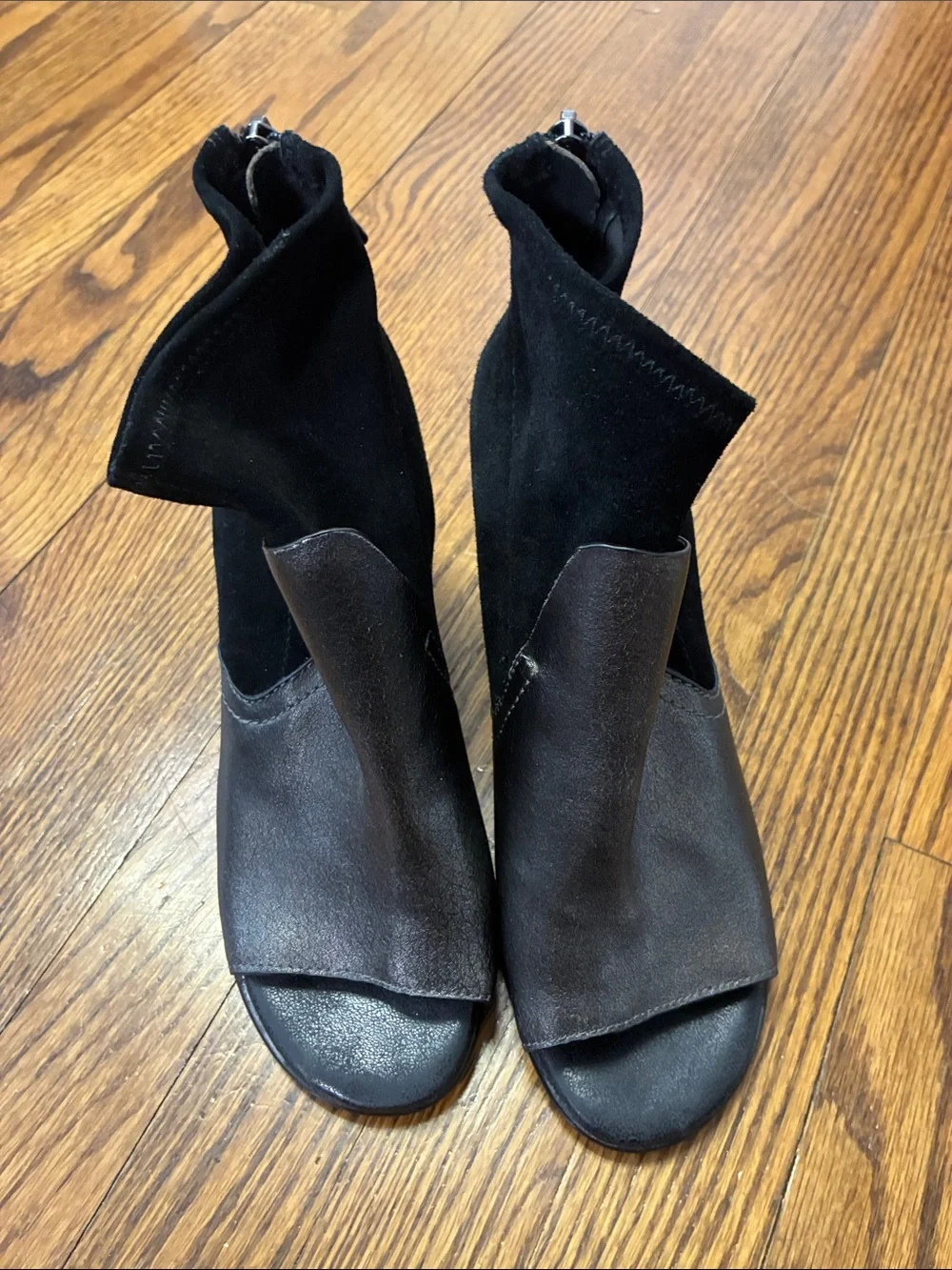 Naked feet Black Leather open toe Ankle Boots size 7.5
